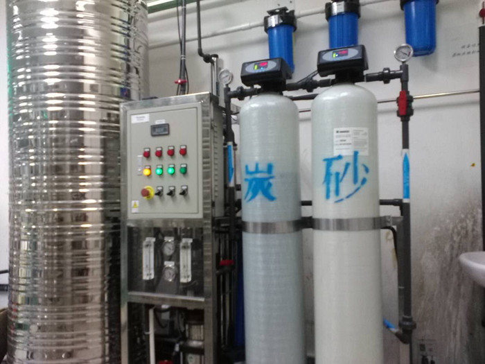 ���B͸��ˮ̎���O��